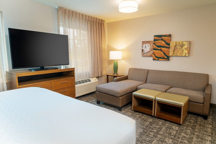 Room 49 of 70