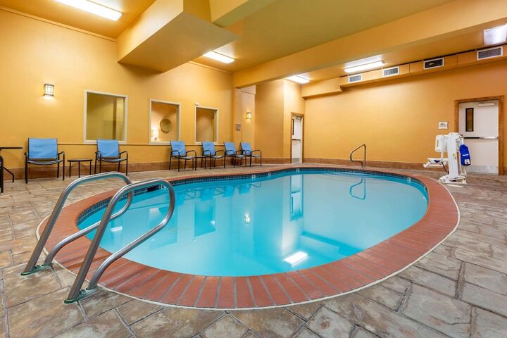 Pool 5 of 31