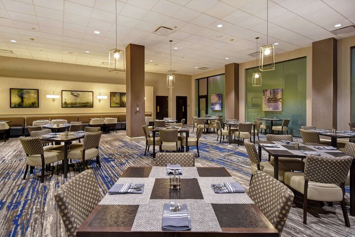 Embassy Suites by Hilton Montgomery Hotel & Conference Ctr