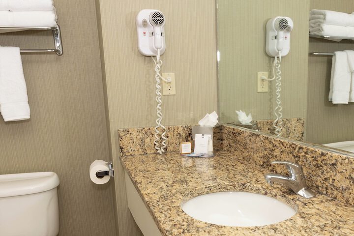 D. Hotel Suites & Spa