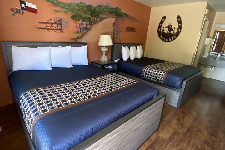Room 44 of 70