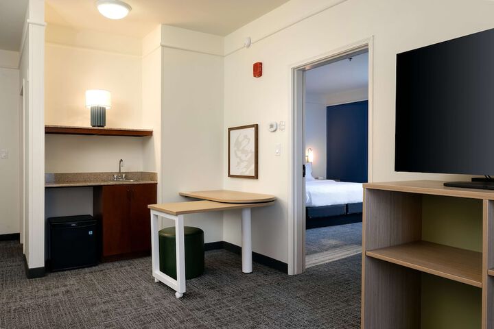 Spark by Hilton Savannah Airport