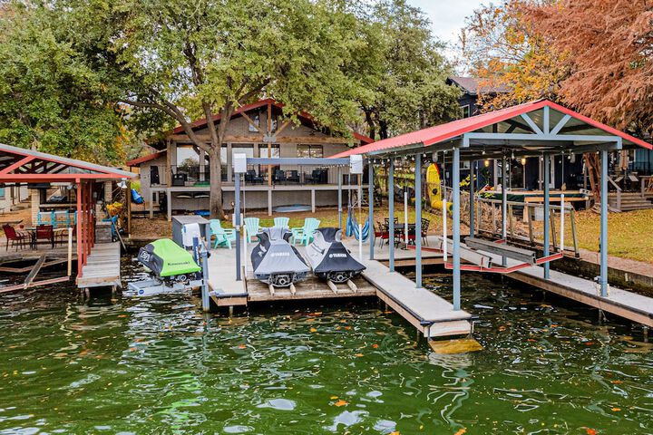 Lake LBJ Waterfront Family-friendly Retreat!