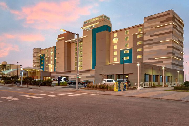 DoubleTree by Hilton Virginia Beach Oceanfront South