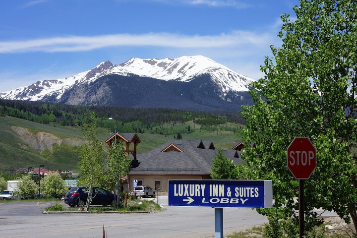 Luxury Inn & Suites