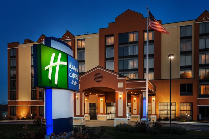 Hotel 2 of 43