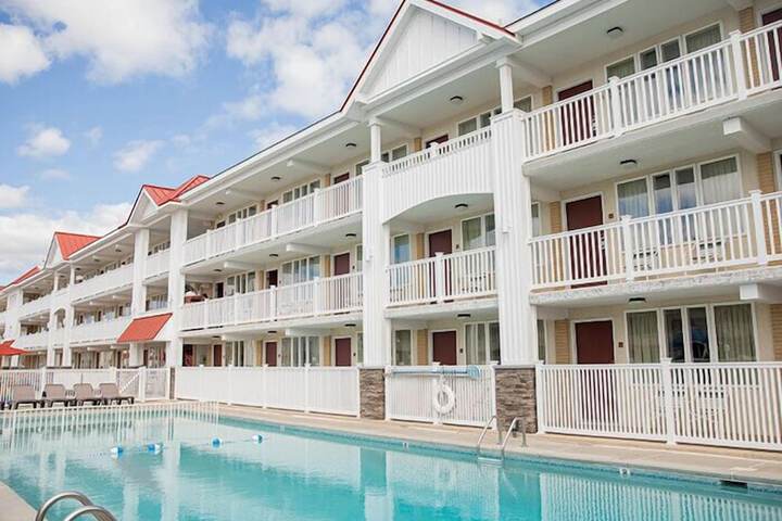Desert Sand Resort