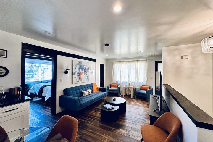 Bespoke Inn Flagstaff