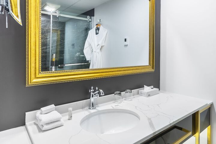 Room 26 of 52