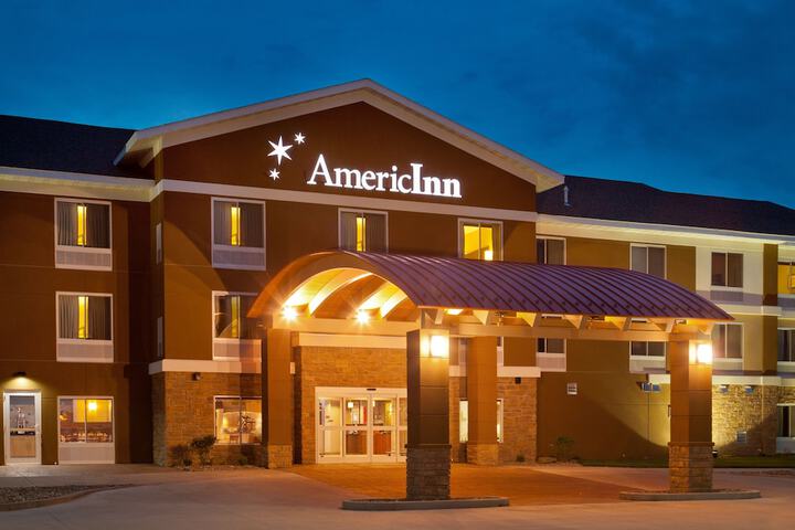 Hotel 2 of 35