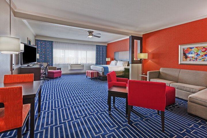Room 33 of 57