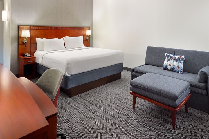 Room 20 of 32