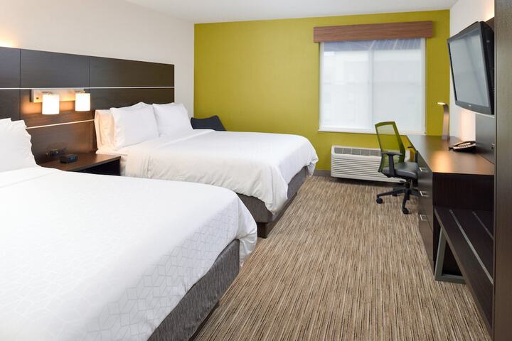 Room 35 of 52
