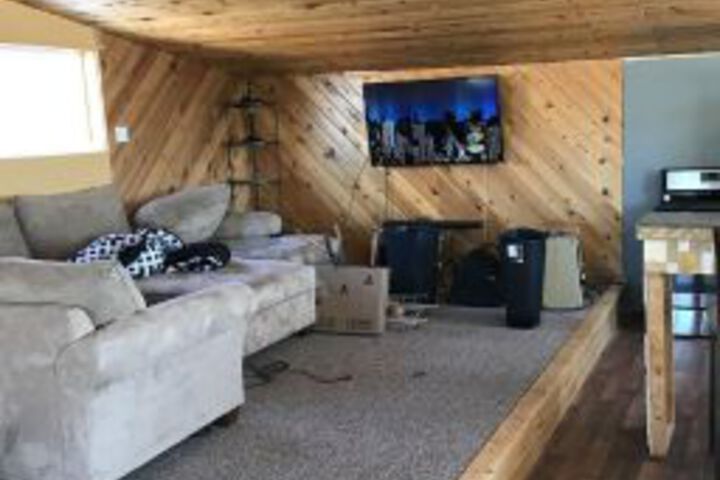 Raven House Alaska