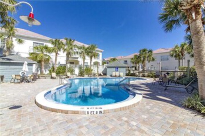 Hibiscus 302D - Three Bedroom Condo