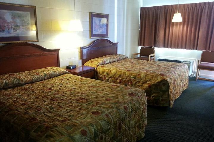 Room 7 of 10