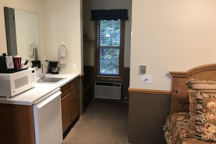 Room 113 of 157