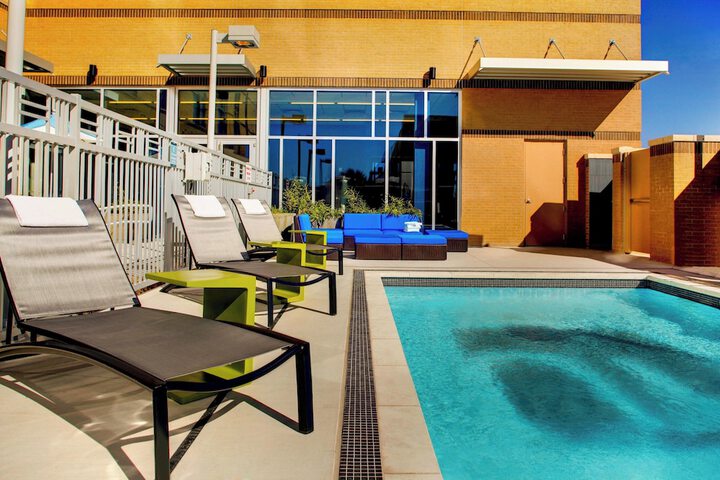 Pool 8 of 60