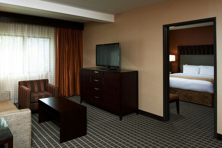 Room 38 of 90