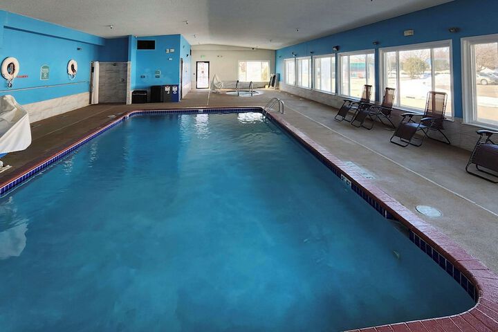 Pool 5 of 29