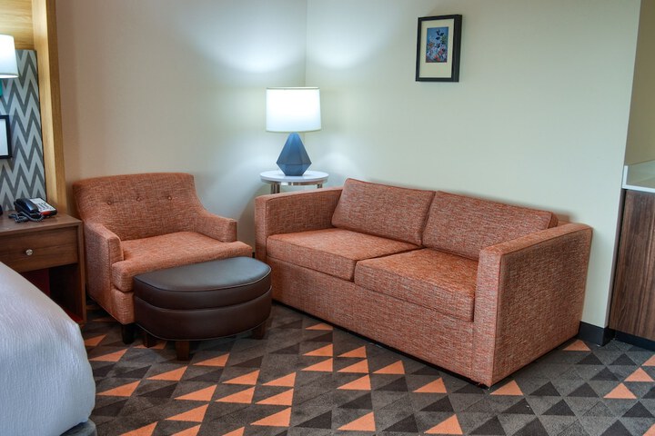 Room 40 of 72