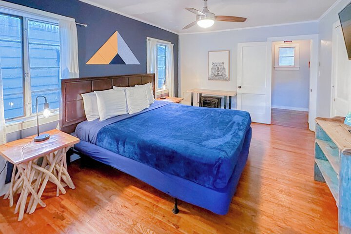 Room 49 of 89