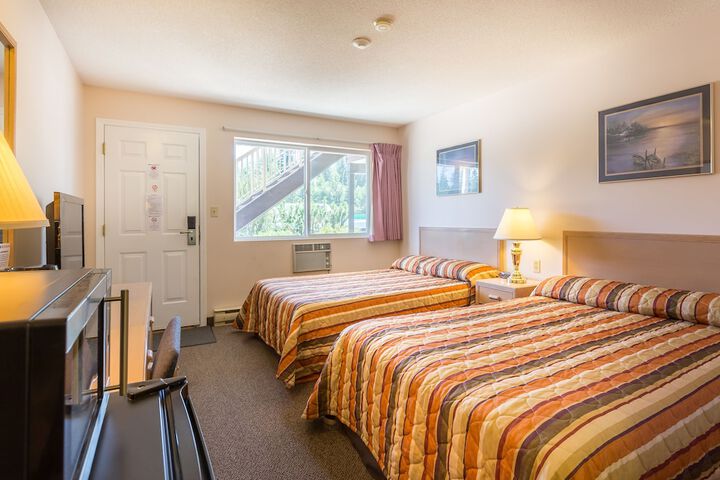 Room 13 of 40