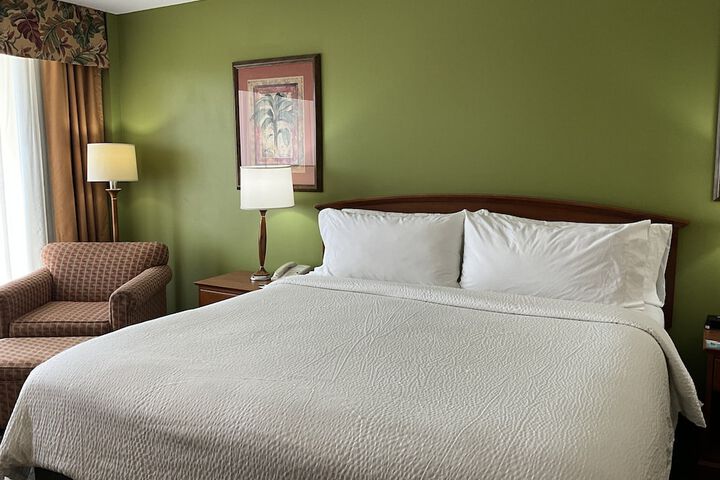 Room 35 of 108