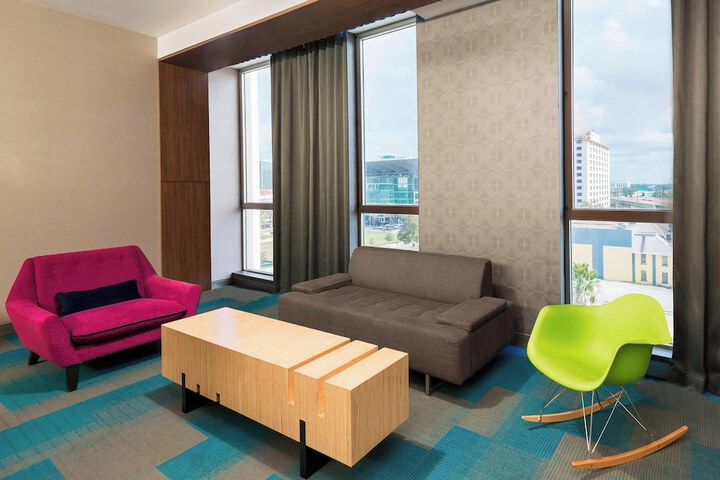 Room 16 of 72