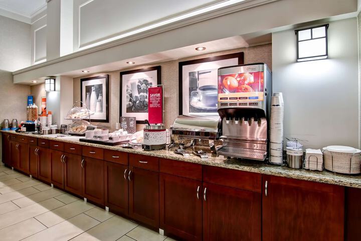 Breakfast/Coffee Service 41 of 46