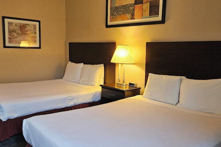 Room 30 of 38