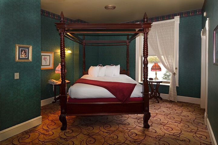Water Street Inn