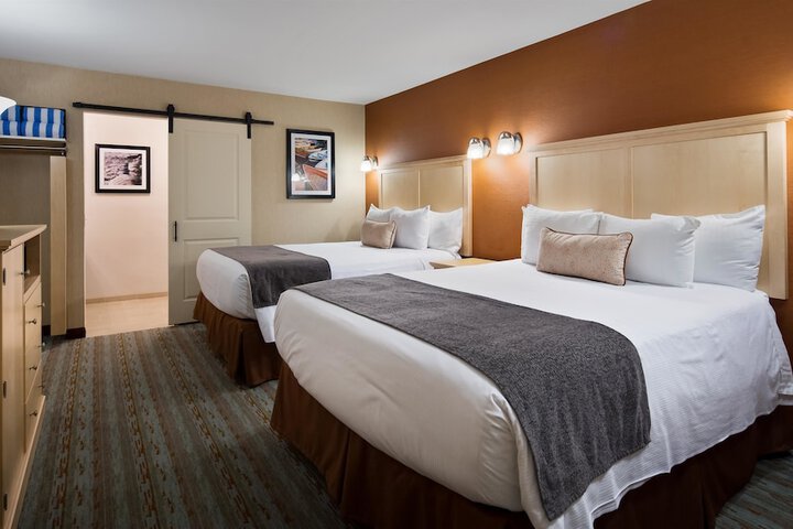 Room 16 of 37