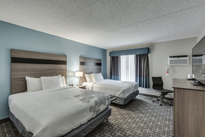 Room 11 of 31