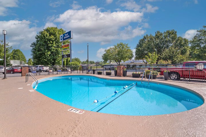 Pool 3 of 25