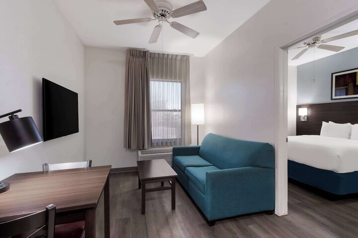 Room 20 of 43