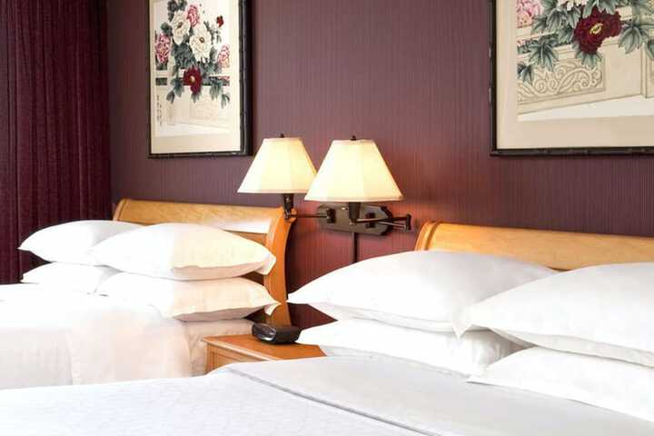 Room 13 of 24