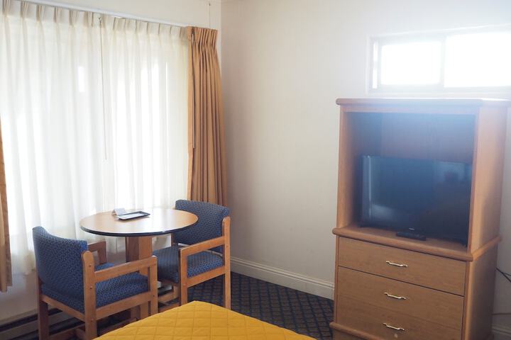 Room 19 of 25