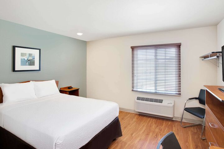 Room 14 of 23
