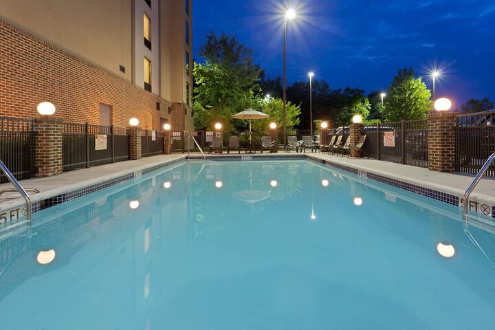 Pool 7 of 34