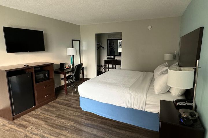 Days Inn by Wyndham Goldsboro