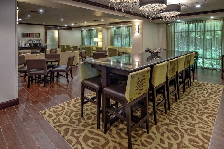 Hotel Interior 7 of 39