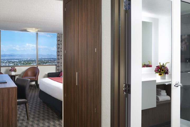 Room 12 of 41