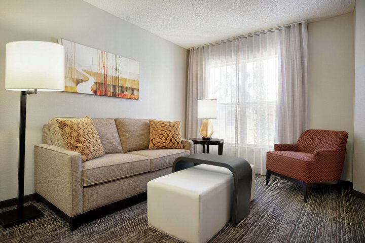 Room 21 of 35