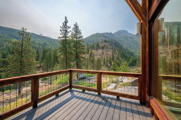 Sleeping Lady Mountain Resort & Spa