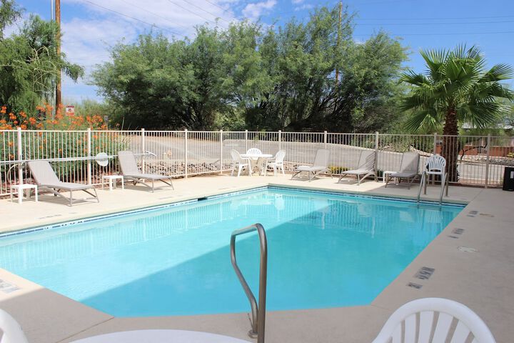 Pool 8 of 71