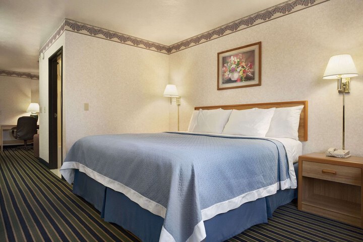 Days Inn by Wyndham Springville