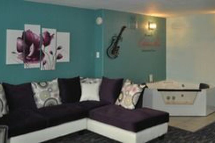 The Economy Inn Hotel