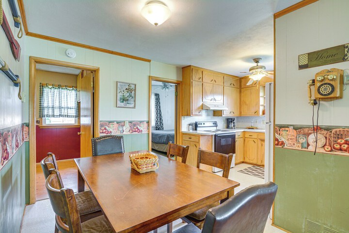 Walk to Restaurants: Stockton Home w / Game Room