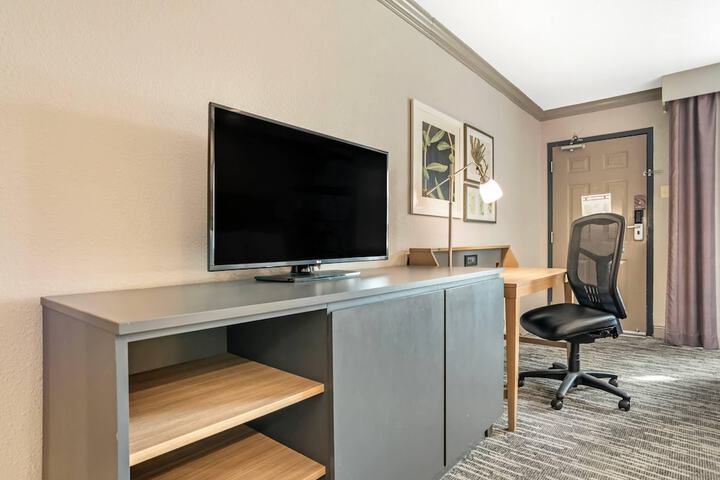 Country Inn & Suites by Radisson Metairie (New Orleans), LA